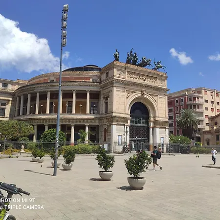Casa Varco Santa Lucia Palermo