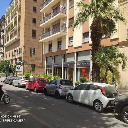 Casa Varco Santa Lucia شقة