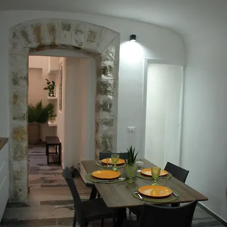 Casa Varco Santa Lucia * باليرمو