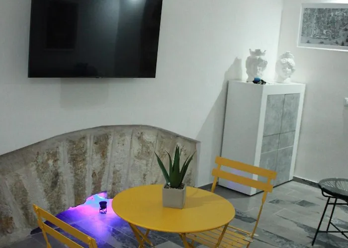 Casa Varco Santa Lucia 公寓